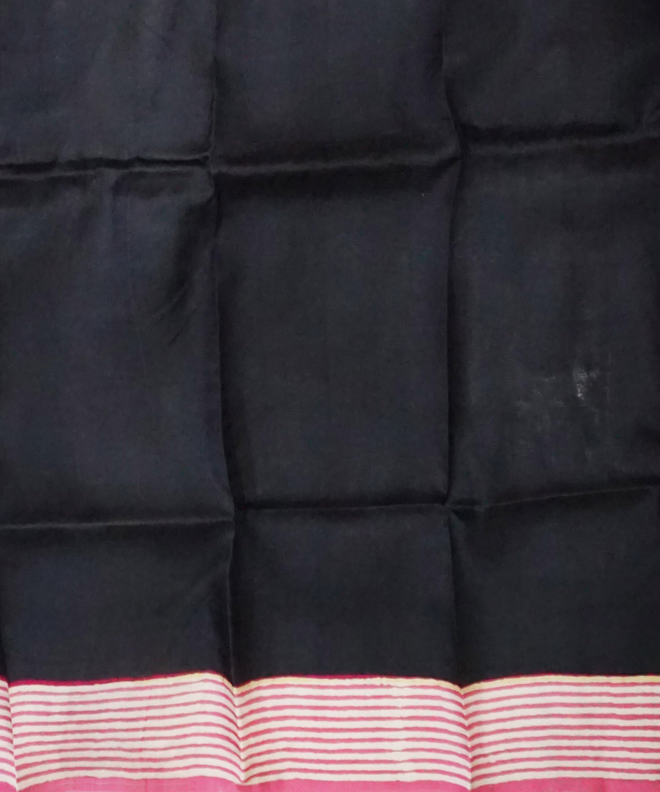 Hand block printed Pure Silk - Image 5