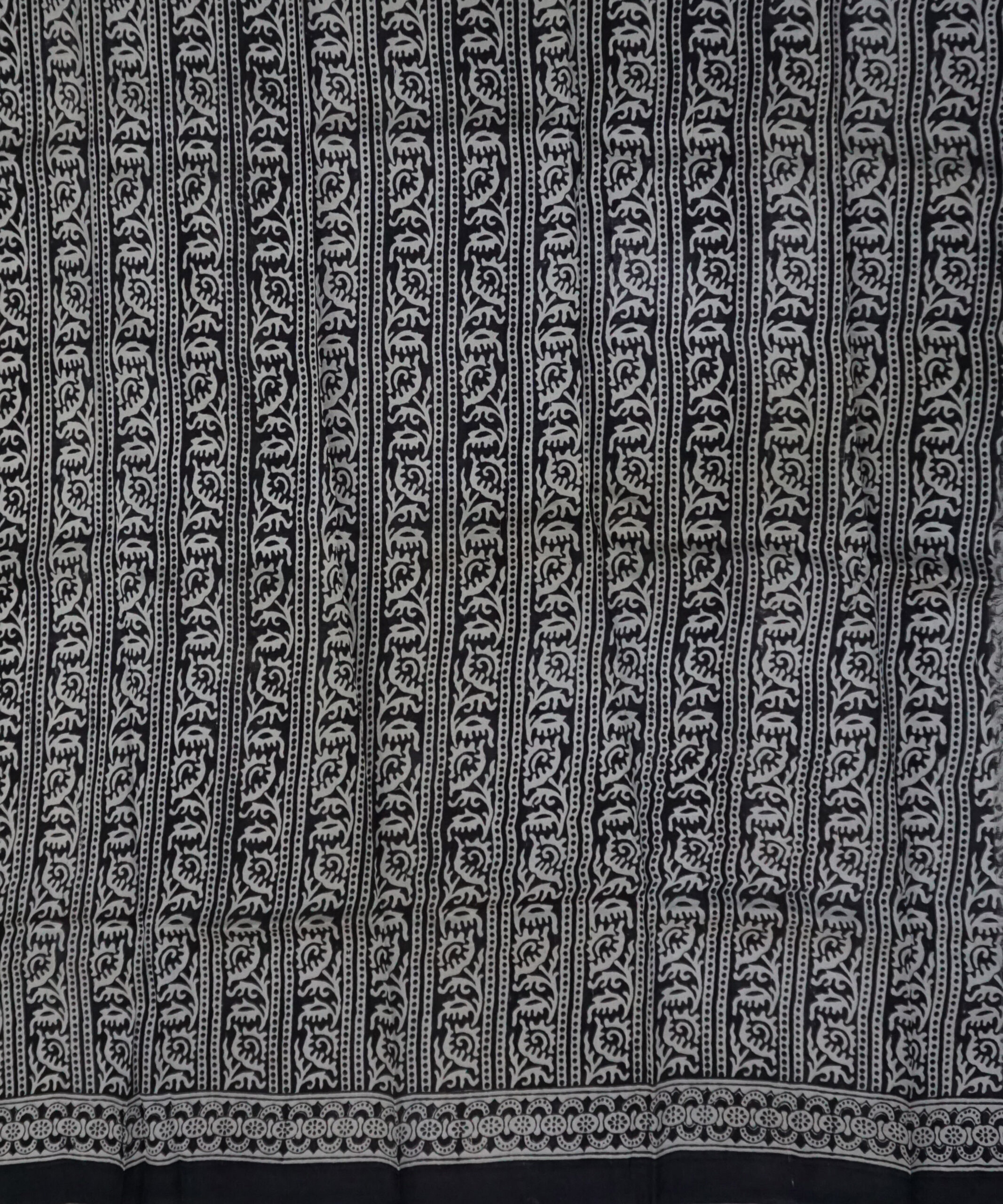 Hand block printed Pure Silk - Image 5