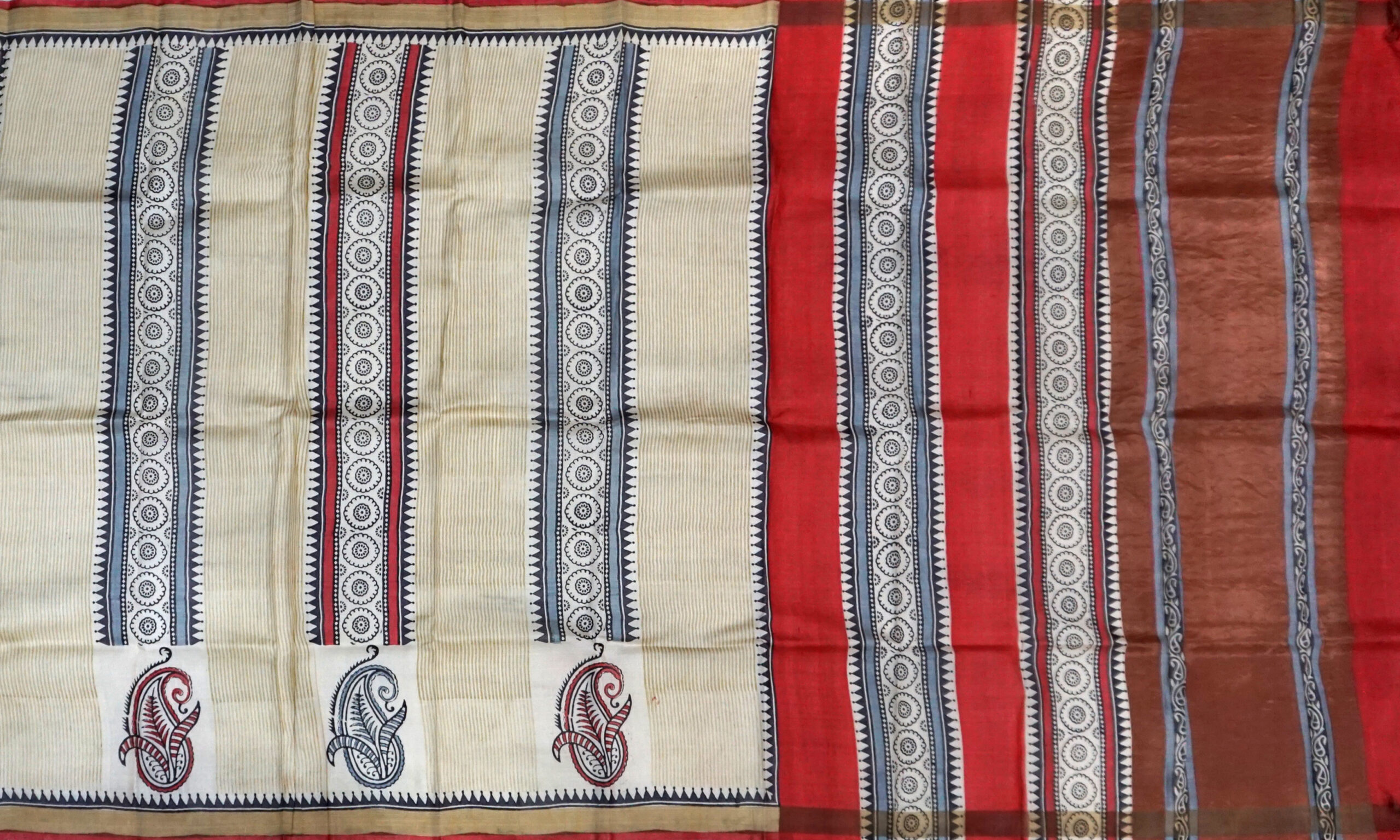 Block Printed Zari Tussar Saree - Image 2